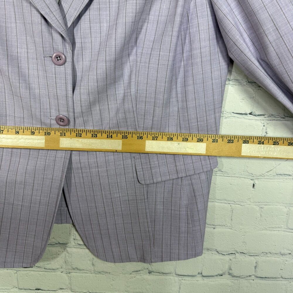 Y2K Milano Lavender Pinstripe Blazer and Pants Suit - Picture 13 of 16